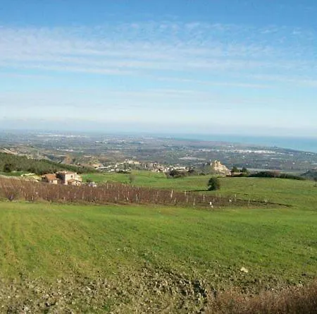 Il Vecchio Casale Lantgård Rocca Imperiale